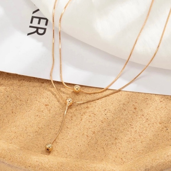✨✨Triple Ball Lariat Necklace ✨✨✨ - Picture 2 of 5